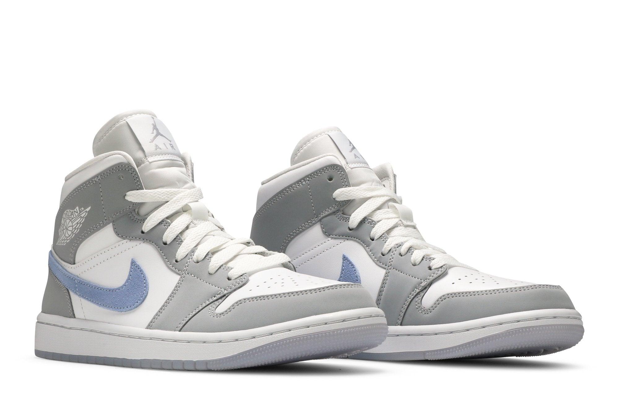 Tênis Air Jordan 1 Mid Wolf Grey Cinza