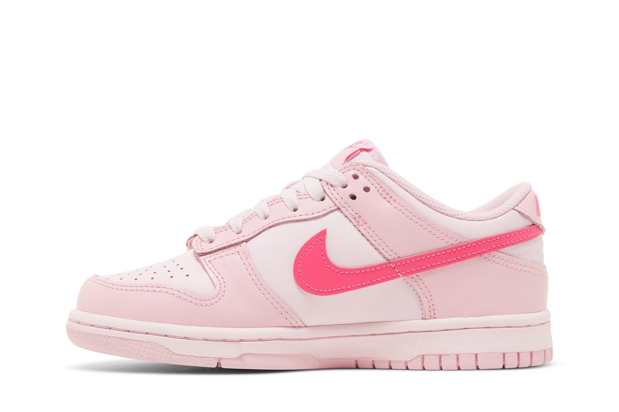 Tênis Nike Dunk Low Triple Pink Rosa