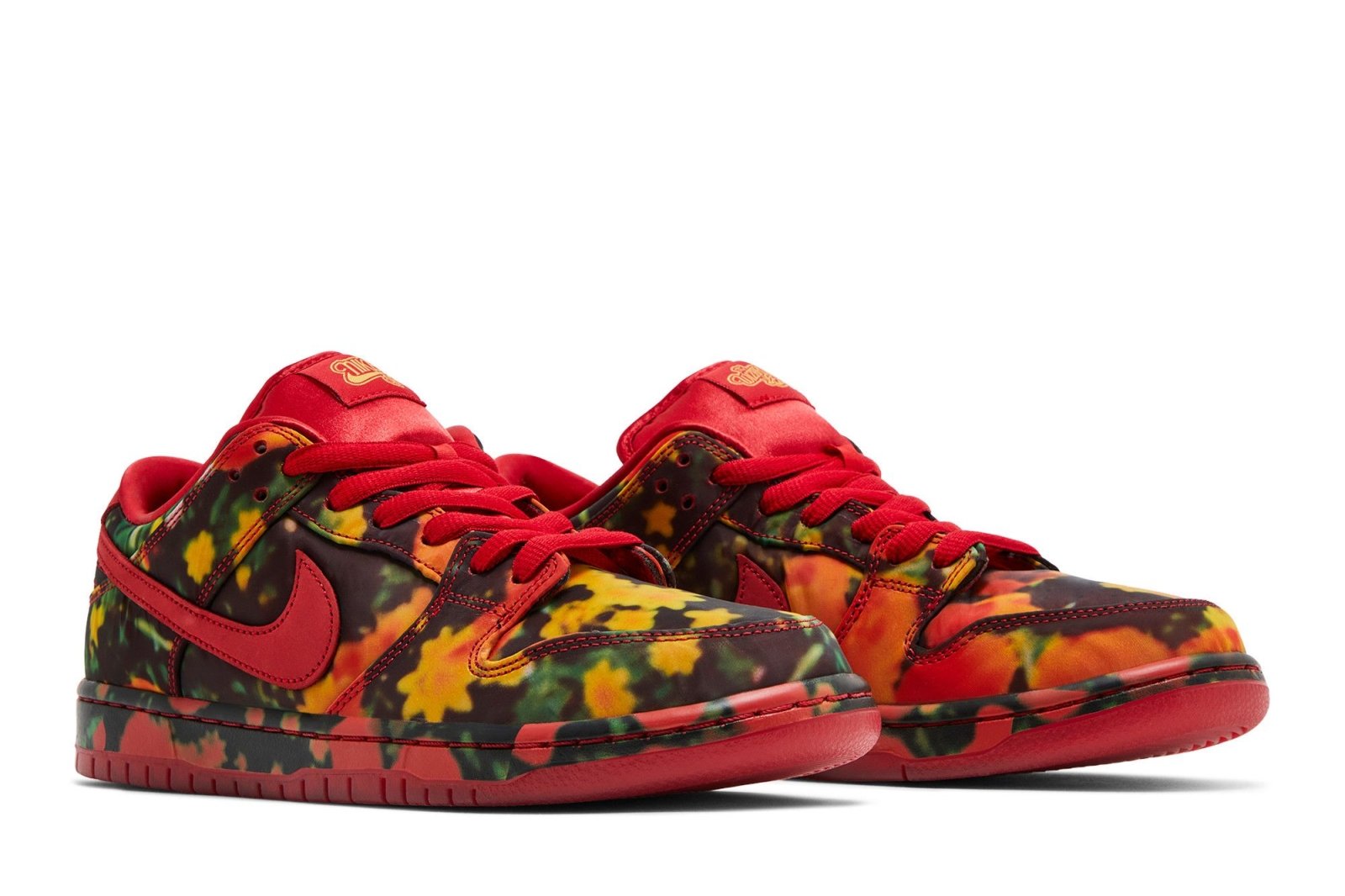 Tênis Nike Sb Dunk Low x The Wizard of OZ Poppy Field Vermelho