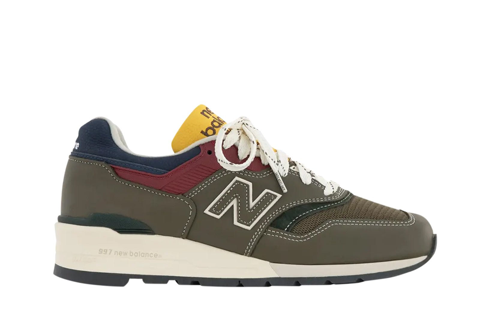 Tênis New Balance 997 Made in USA x Aimé Leon Dore Dark Moss Angora Marrom