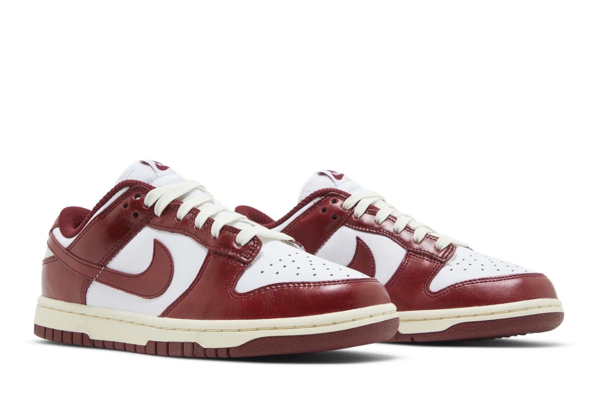 Tênis Nike Dunk Low PRM Vintage Team Red Vermelho